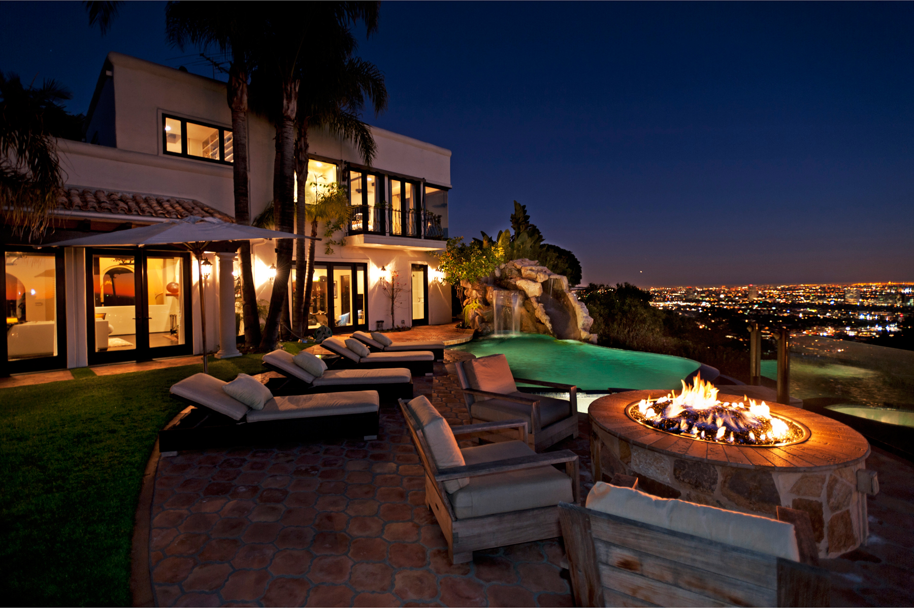 Los-Angeles-luxury-home-sale