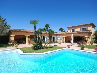 Gassin – Superbe villa proche de Ramatuelle et Saint Tropez